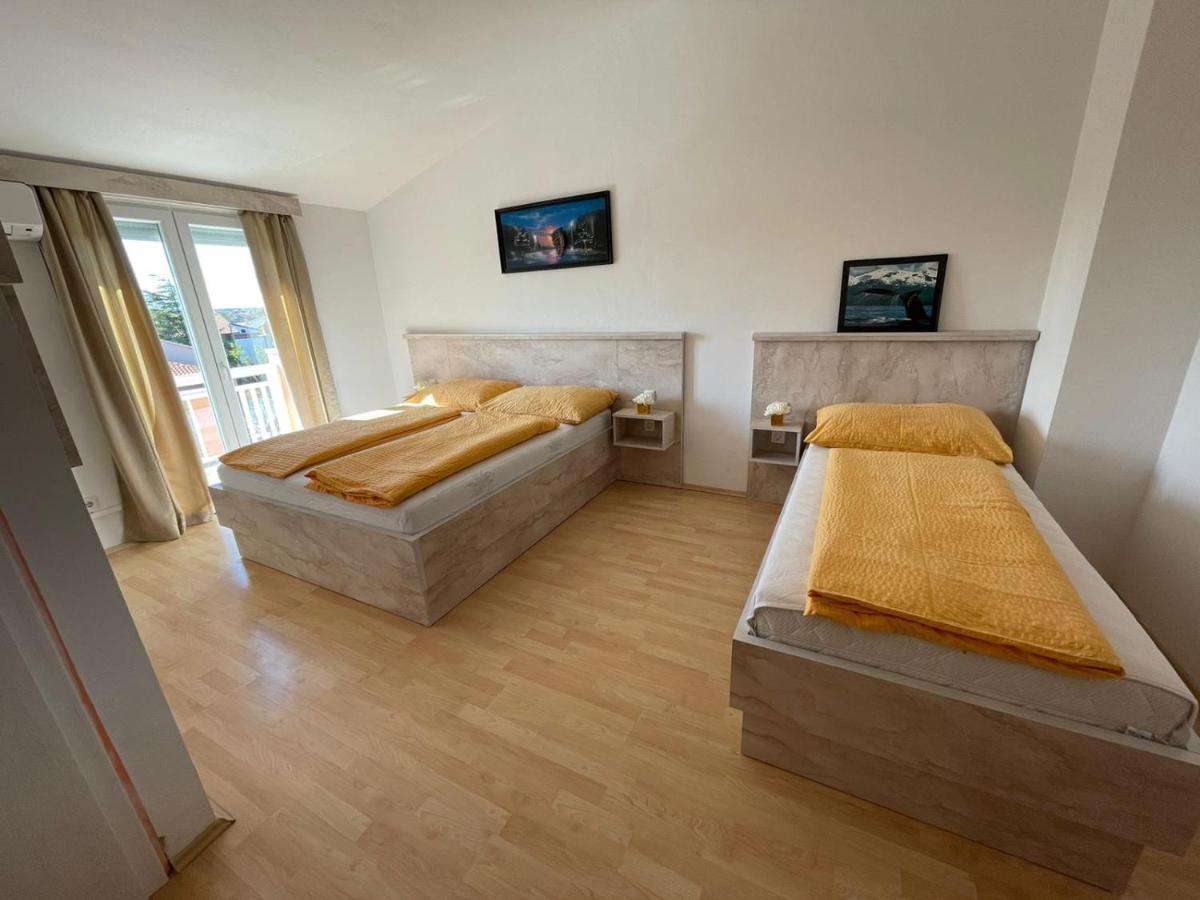 Villa Nikolina Medulin Exteriör bild