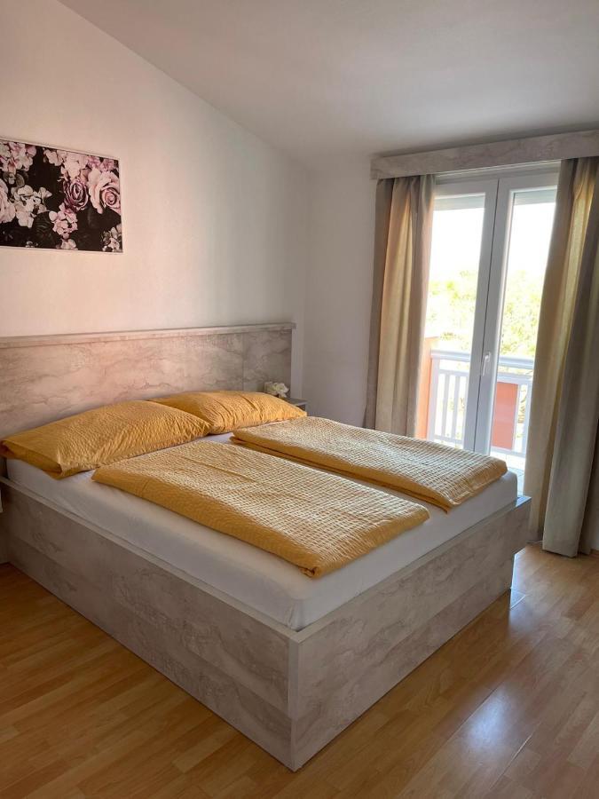 Villa Nikolina Medulin Exteriör bild